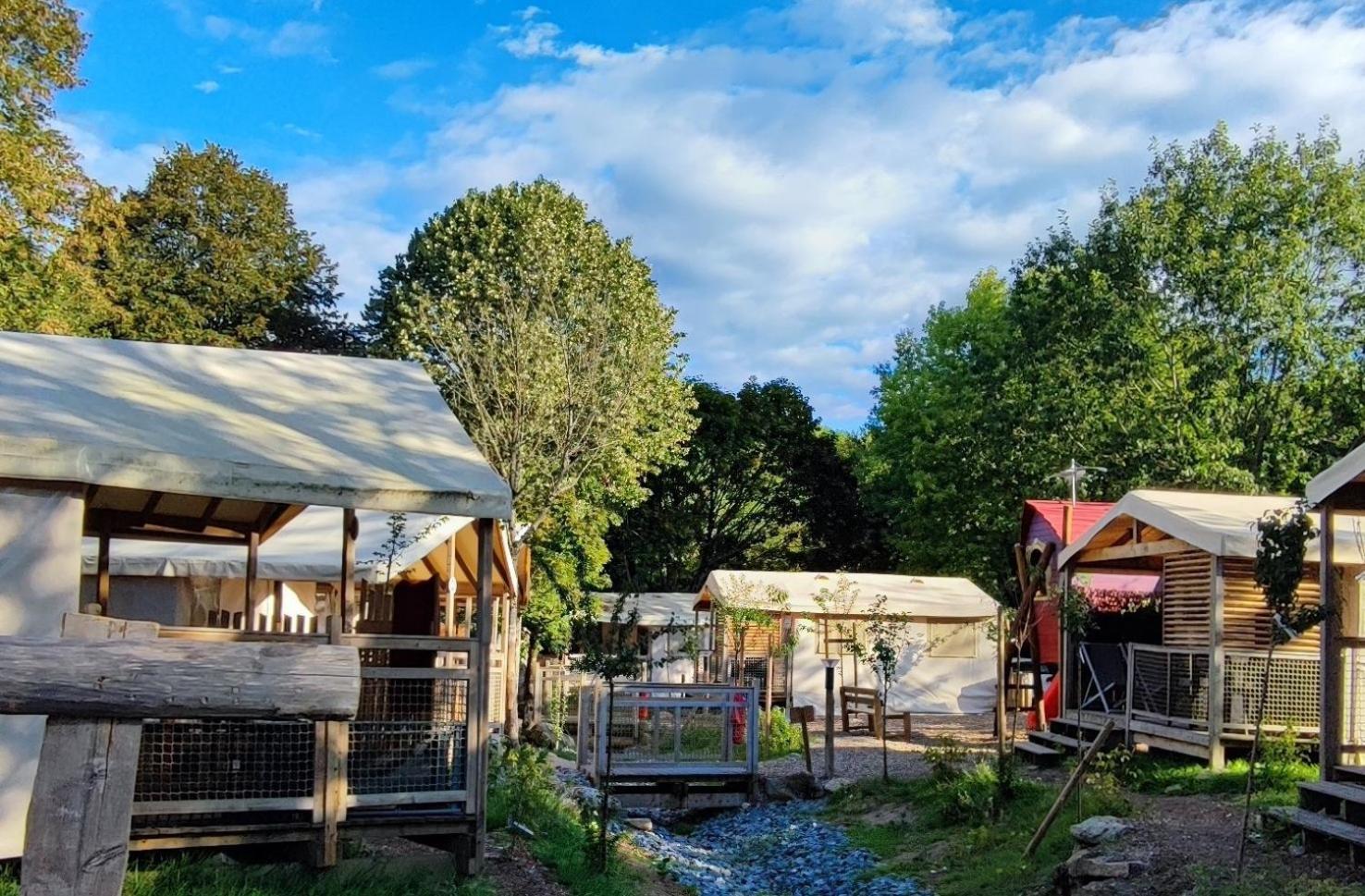 Camping Capfun La Breteche Лез-Эпес Экстерьер фото